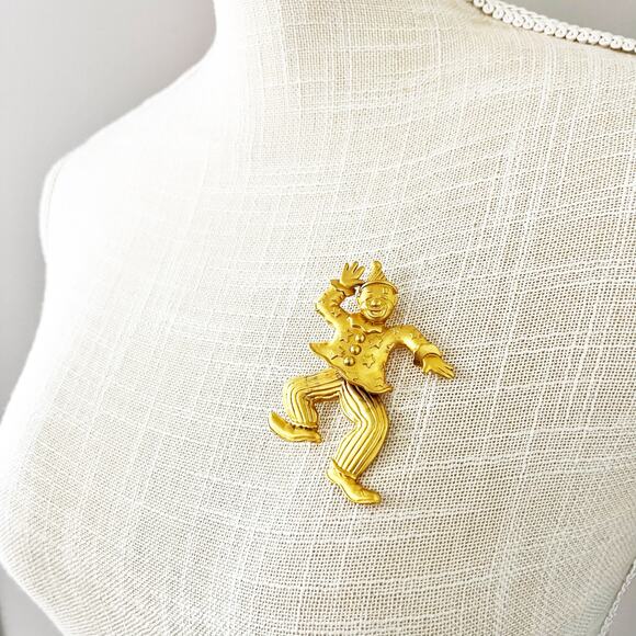 JJ Jonette Vintage Goldtone Articulated Dancing Circus Clown Brooch - Picture 5 of 7
